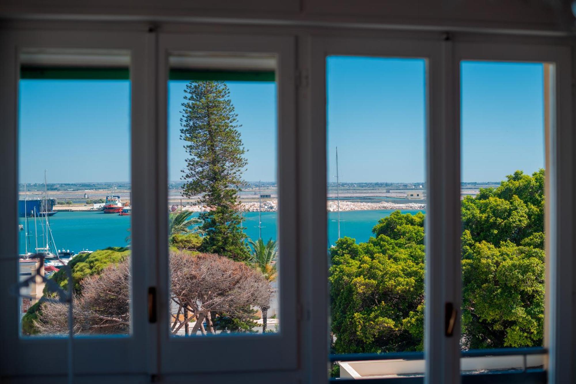 Chez Lina - Appartamento Salina Trapani Kültér fotó